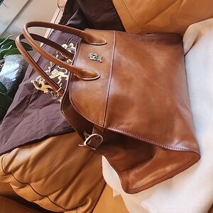 Soft Margaux 17 Bag in Leather